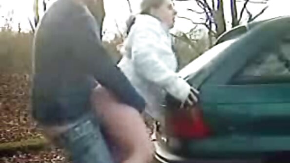 Руска руса безплатно бг порно камериерка се дава в дупето на госта на хотела на стълбите.